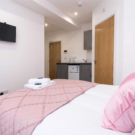 Sublime Stays Webberley Stylish Studio Stoke City Centre Exterior foto